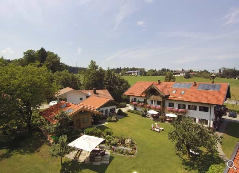 Luftbild Pension und Gästehaus Lechner